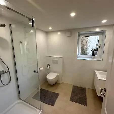 Hostel Helfant Luxembourg Deluxe Double 4 *